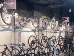 -迪卡侬(西三旗店)