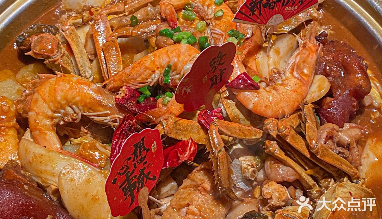 艾特你的饭搭子请你吃 这家店回头客超多想吃你就来