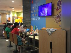 大堂-麦当劳(吴圩机场店)