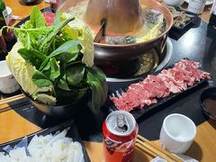 -果松木炭酸菜铜火锅·外婆参鸡汤