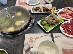 -名门潮牛·鲜牛肉海鲜火锅.烧烤自助餐厅(诚丰广场店)