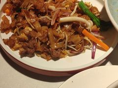 -八府香鸭·啫啫煲(华山路店)