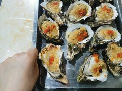 -蚝哥花姐湛江烤生蚝(美丽湾市场店)