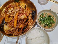 -阿上阿上麻辣香锅&麻辣烫(朝阳蓝色港湾店)