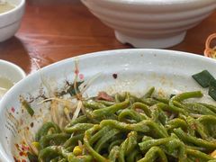 菠菜油泼面-手擀菠菜面(西康路店)