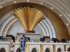 -碧中海汤泉汗蒸酒店