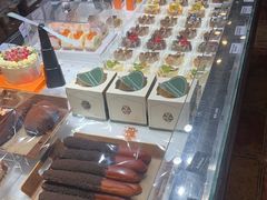 -红跑车(朝晖店)