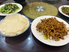 -余杨鸭鸭餐厅