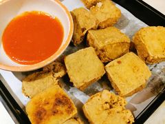 炸富阳臭豆腐-佬肥猫(国华广场店)