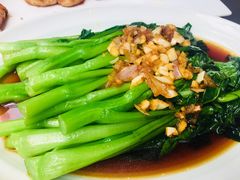 -渝半城经典川粤菜(重庆天地店)