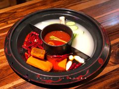 鸳鸯锅-巴邑火锅(江北万达店)