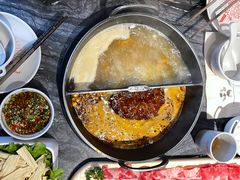 -热火朝天鲜切牛肉火锅(南强街巷店)