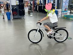 -迪卡侬(观山店)