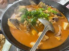 -万佛湖许老大铁锅鱼(黑金冠店)