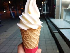 魔天脆脆冰淇淋-蜜雪冰城(龙河路店)