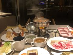 -上海佘山世茂艾美酒店