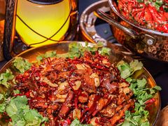 -何师烧烤Pro ·小龙虾·江湖川菜·精酿啤酒(太古里旗舰店)