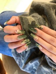 -隅日式美甲美睫專門店