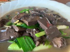 -天桥饭店·特色海鲜(金山嘴渔村店)