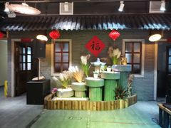 -锅来乐地锅鸡(安亭店)