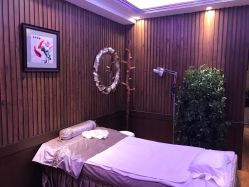 -红人馆造型世爵国际