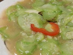 清炒丝瓜-洪福饭店·十八年老店