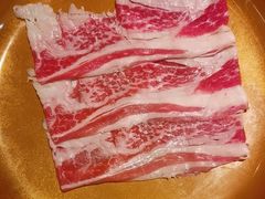 -牛YO寿喜烧·铁板烧和牛火锅自助(市府恒隆店)