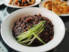 炸酱面-桃园中华料理炸酱面(燕儿岛路店)
