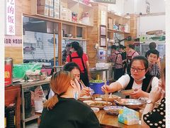 -杨三娘跷脚牛肉(羊子山西路店)