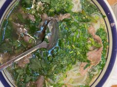 -云阿蛮云南生烫牛肉米线(奉贤路店)