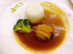 -赶海部落海鲜城(海阳路店)