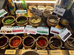 -楠小云·云南鲜菌·鲜牛自助火锅(九眼桥店)