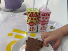 巧克力扁桃仁蛋糕-宜家·瑞典风味餐厅(烟台路店)
