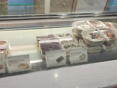 面包甜点陈列柜-Cafe on warm(丹霞店)
