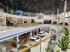 -杭州中沃沃尔沃4S店(滨江区店)