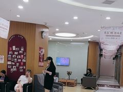 -雅悦齿科(顾村公园店)