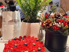 -潮一不贰·法式甜品·生日蛋糕·西式简餐(外滩店)