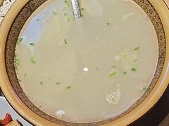 -富正毅三下锅·湘西韵味(天门山索道店)