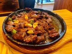 -老东镇啤酒屋海鲜加工·蒸汽海鲜·海鲜烧烤(台东店)