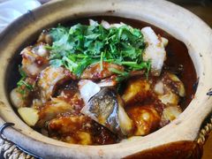 生噘大鱼头-泮金大塘(北二七路店)