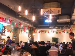 大堂-水碾河刘老大串串香(水碾河路店)