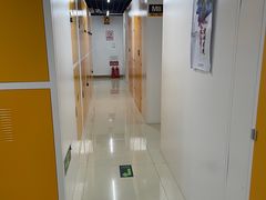 -安东易迷你自助仓储寄存仓库(草桥店)