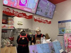 -DQ·蛋糕·冰淇淋(大宁国际商业广场店)