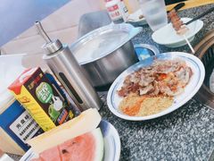 -锤头鲨毛肚海鲜烤肉自助餐厅(国购广场店)