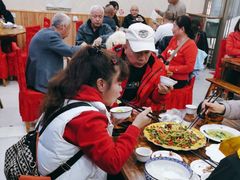 -乡土特色.冷锅鱼.牦牛肉汤锅