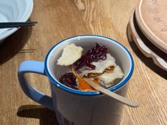 -蜜桃餐厅·伴山(湖滨商业街店)