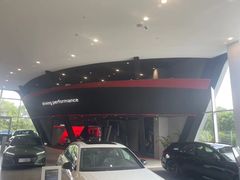 -上海永达奥诚奥迪4S店(申江路店)