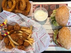 -The Habit Burger Grill 哈比特汉堡(复兴soho店)