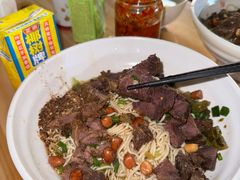 -阿阳牛腩腌面店