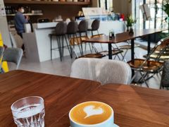 -Fridi Patisserie Cafe